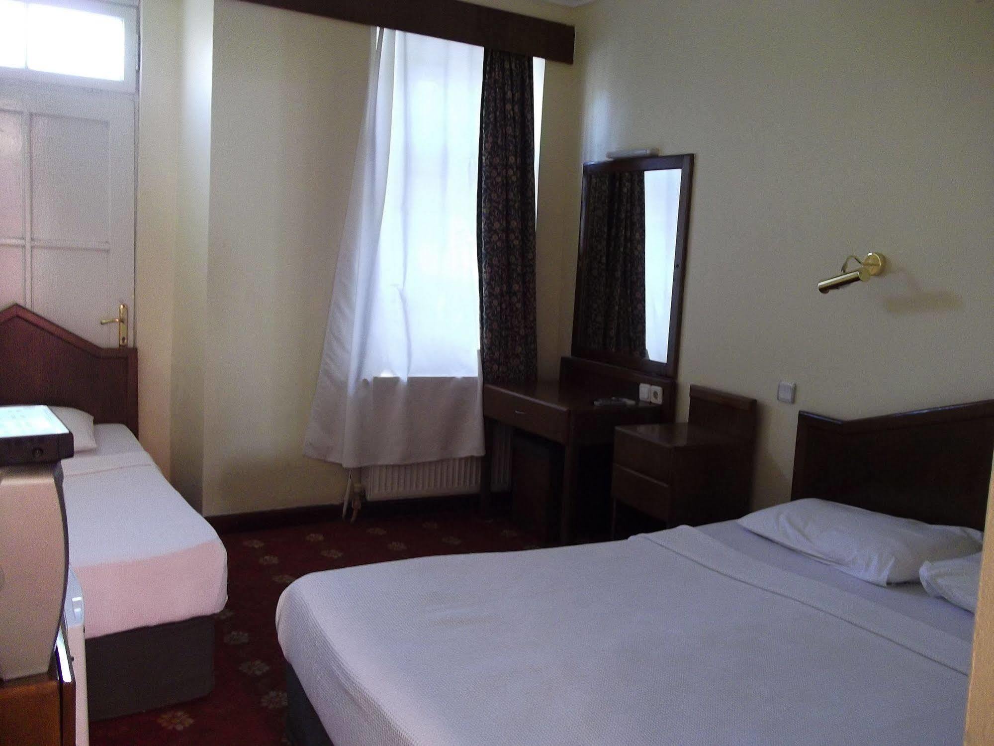 Antik Ridvan Hotel Çeşme المظهر الخارجي الصورة